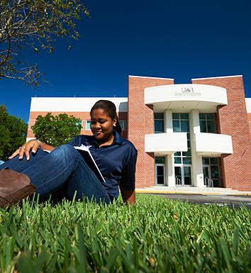 FAU student